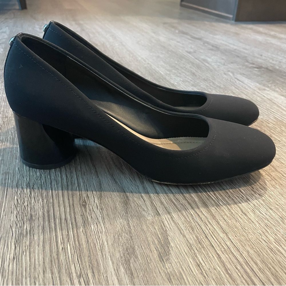 DONALD J. PLINER Black Nylon Patent Leather Block Heels - Picture 2 of 13